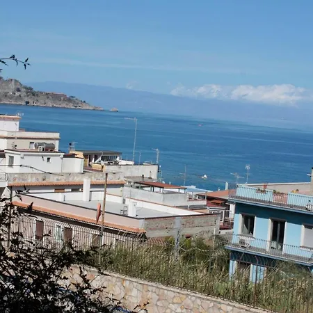 Lighea Giardini-Naxos